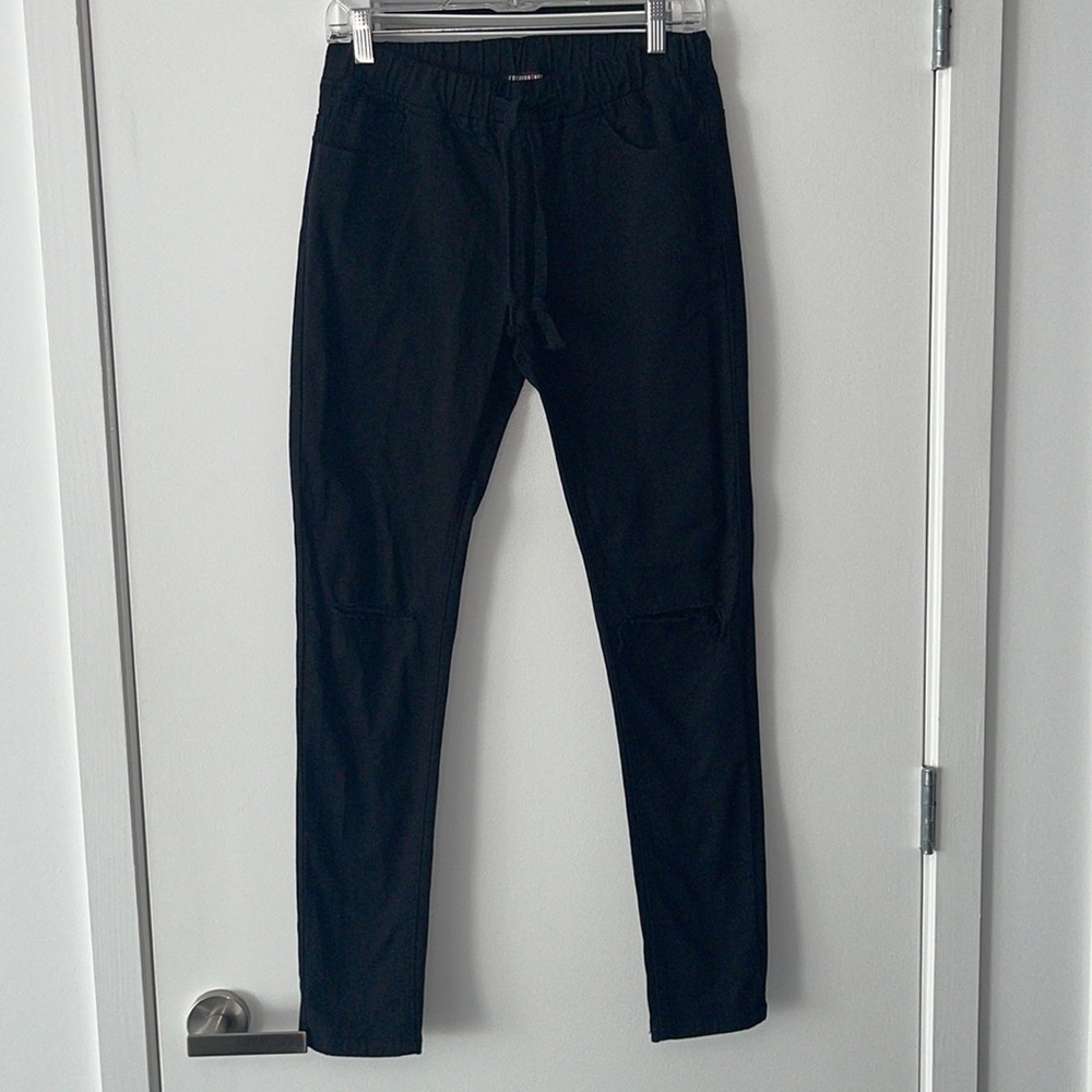 Fashion Nova Skinny Jeans - Black Wash